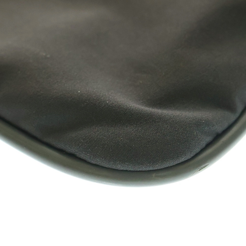 PRADA(プラダ) ラバーロゴ スポーツ ショルダーバッグ グレー