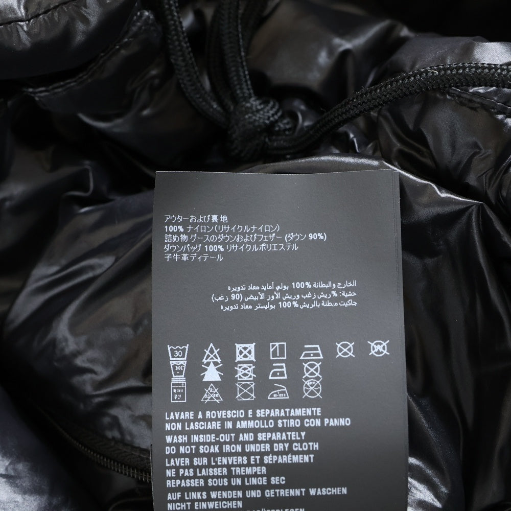 PRADA(プラダ) Re-Nylon リナイロン コンバーチブル クロップド トライアングルロゴプレート ダウンジャケット ブラック レディース 291805 S222 11A9