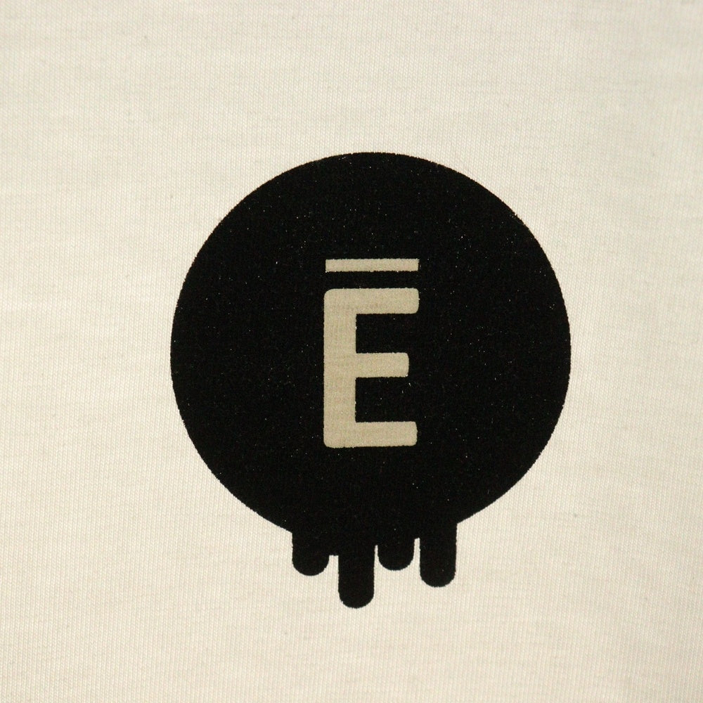 The Ennoy Professional(エンノイプロフェッショナル) 25SS CIRCLE E DRIP T-SHIRT TEE サークルE ドリップロゴ クルーネックTシャツ 半袖カットソー ホワイト SS25BRENCT03AM