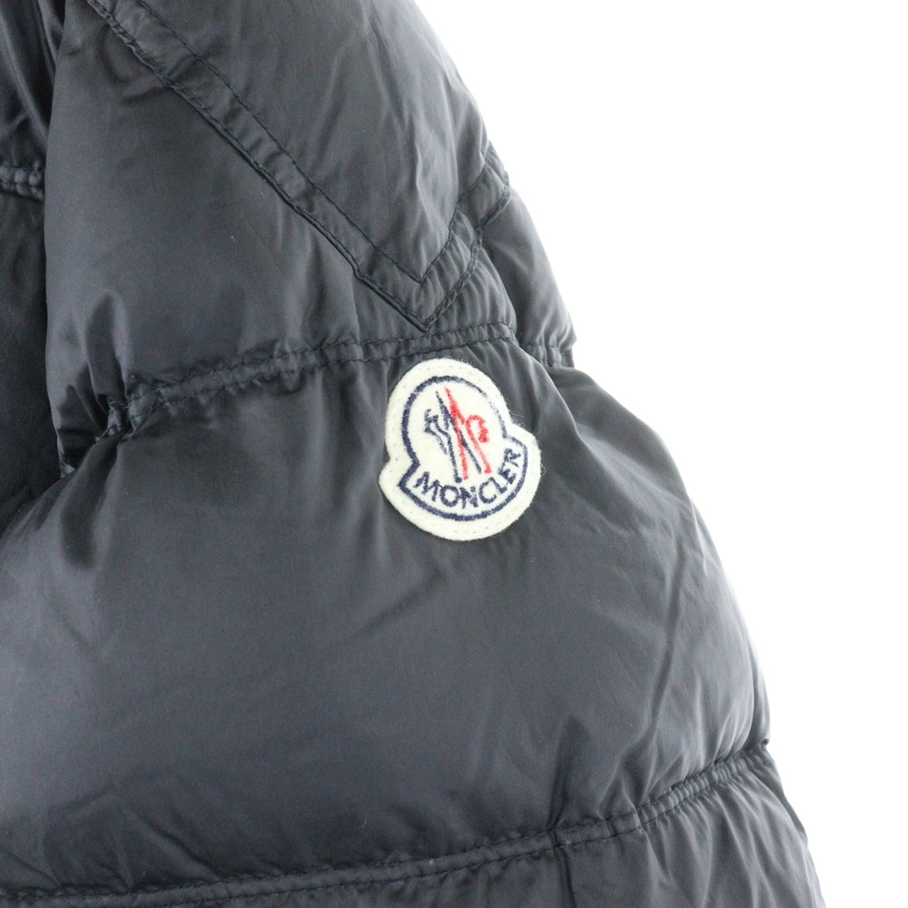 MONCLER(モンクレール) GASTON ガストン ワッペンロゴ ジップアップ ダウンジャケット ブラック 420914133105