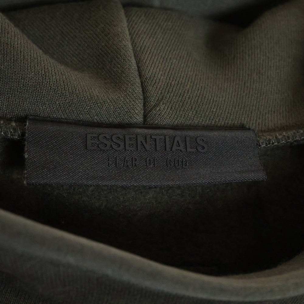 ESSENTIALS FEAR OF GOD(エッセンシャル フィアオブゴッド) プルオーバー パーカー ラバーブラックロゴ オリーブ