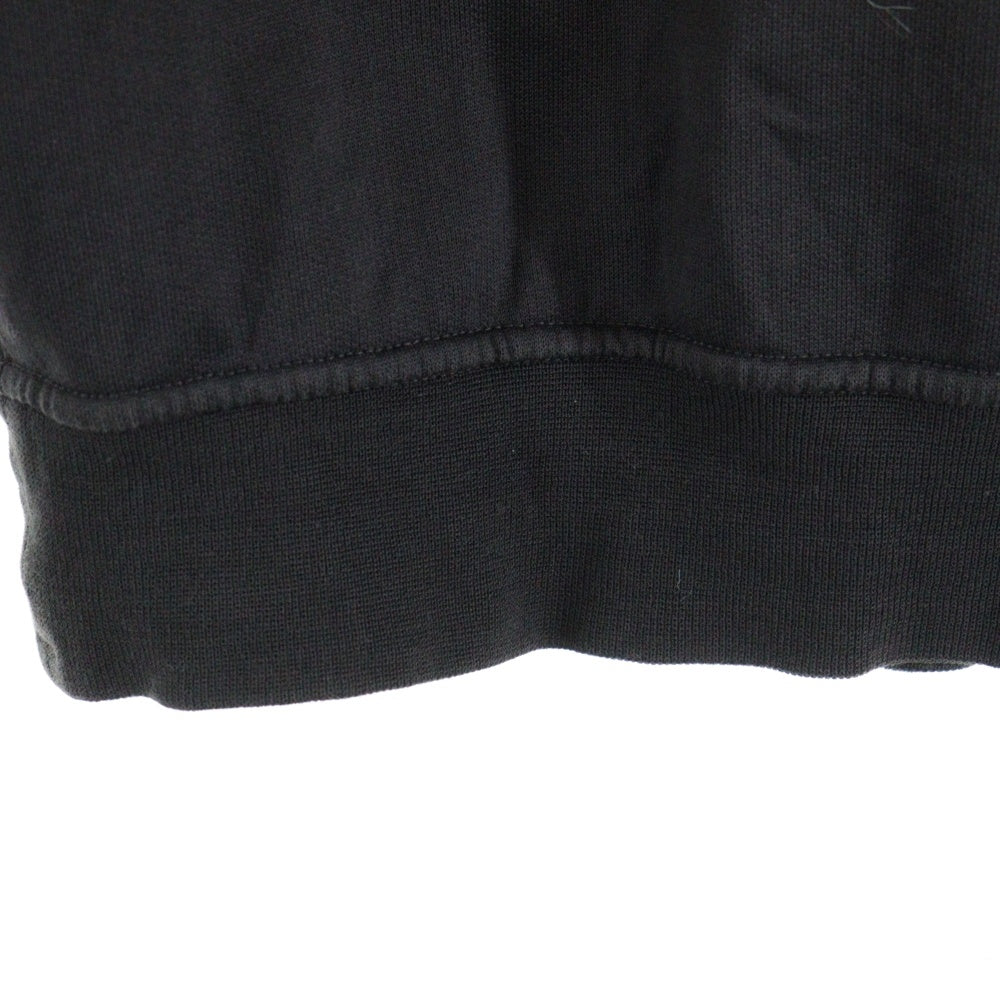 STONE ISLAND(ストーンアイランド) 袖ロゴワッペン付き クルーネック