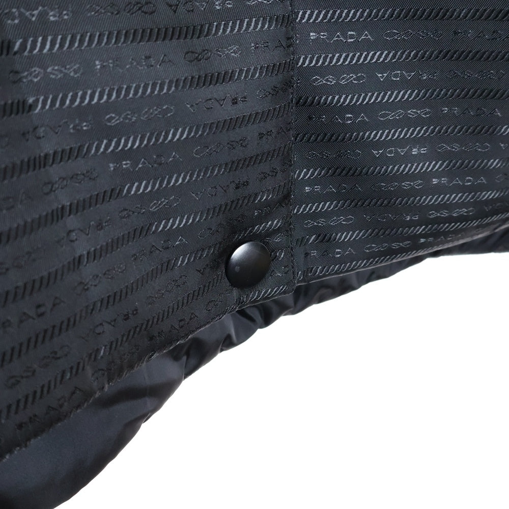 PRADA(プラダ) 三角ロゴプレート Re-Nylon ナイロン パデッド ベスト ブラック 291998
