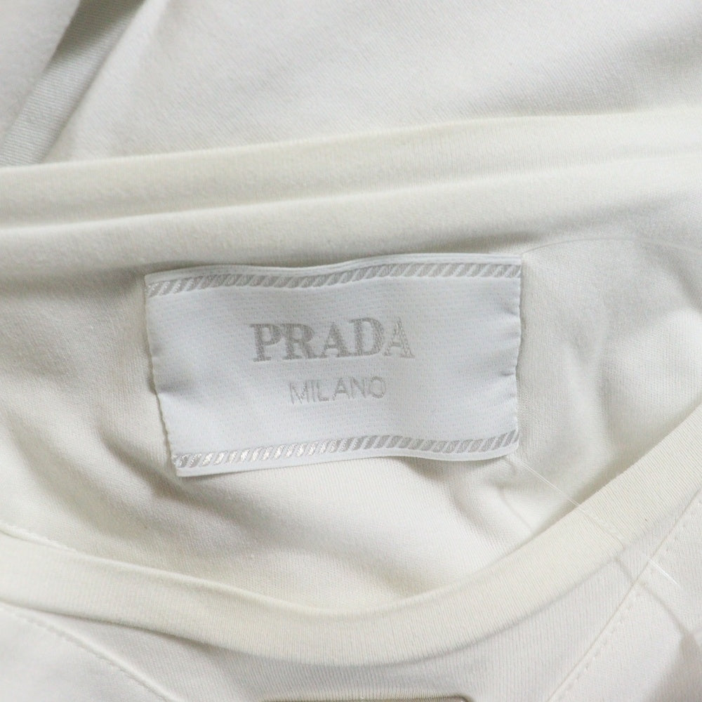 PRADA(プラダ) フロントトライアングルロゴプレート クルーネック 半袖Tシャツ ホワイト UJN861 S232 240