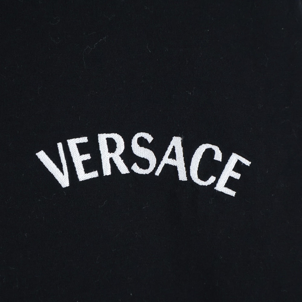 VERSACE(ヴェルサーチ) MILANO L/S TEE ロゴ刺繍長袖Tシャツ ロングスリーブカットソー ブラック 1013947