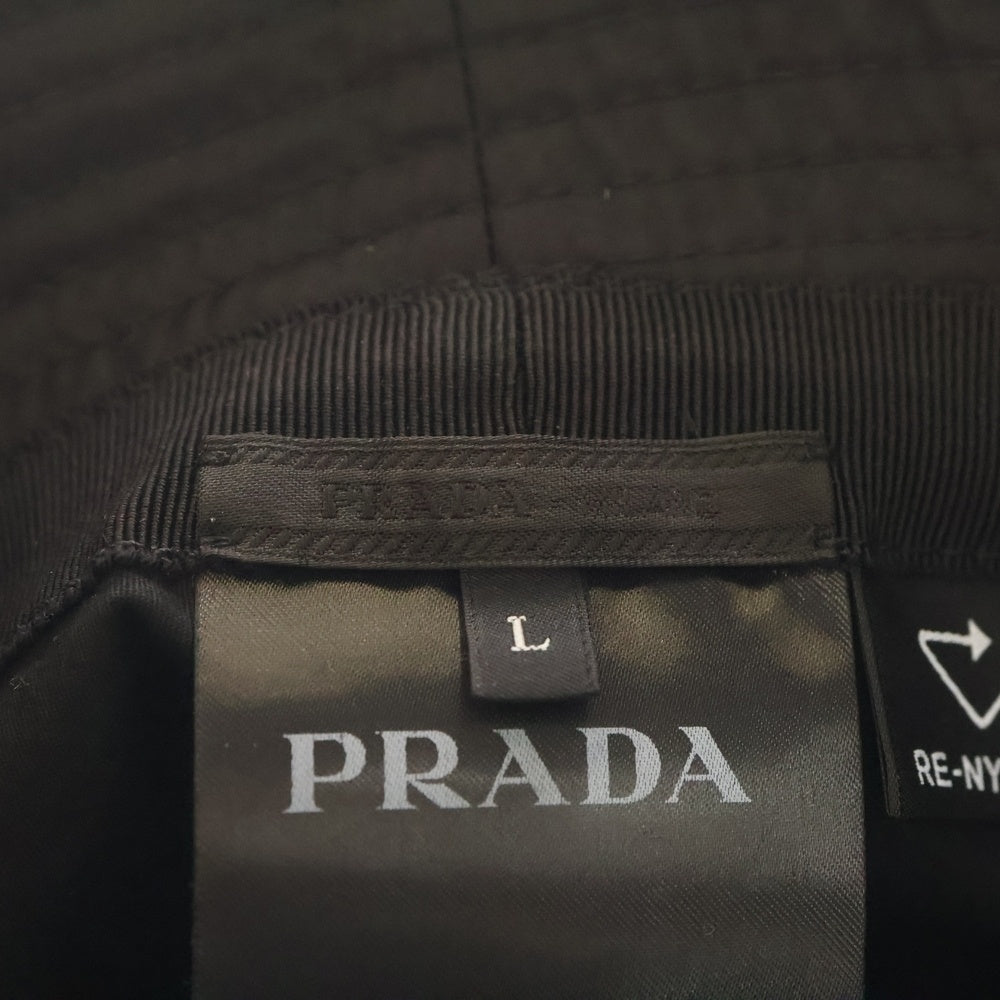 PRADA(プラダ) Re-Nylon ロゴ刺繍 リナイロン バケットハット ブラック 2HC137 2CZQ
