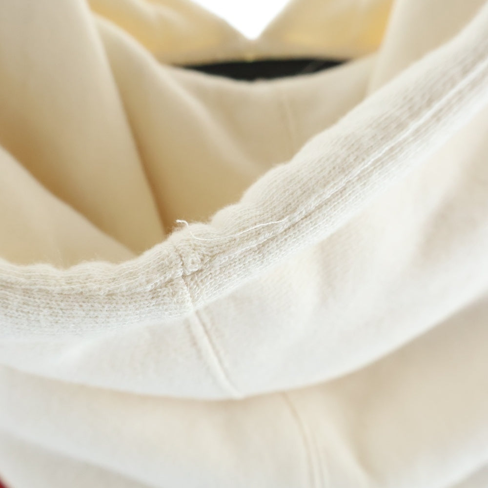 GUCCI(グッチ) フロントデザインプリント プルオーバーパーカー アイボリー 469251-XJBUY