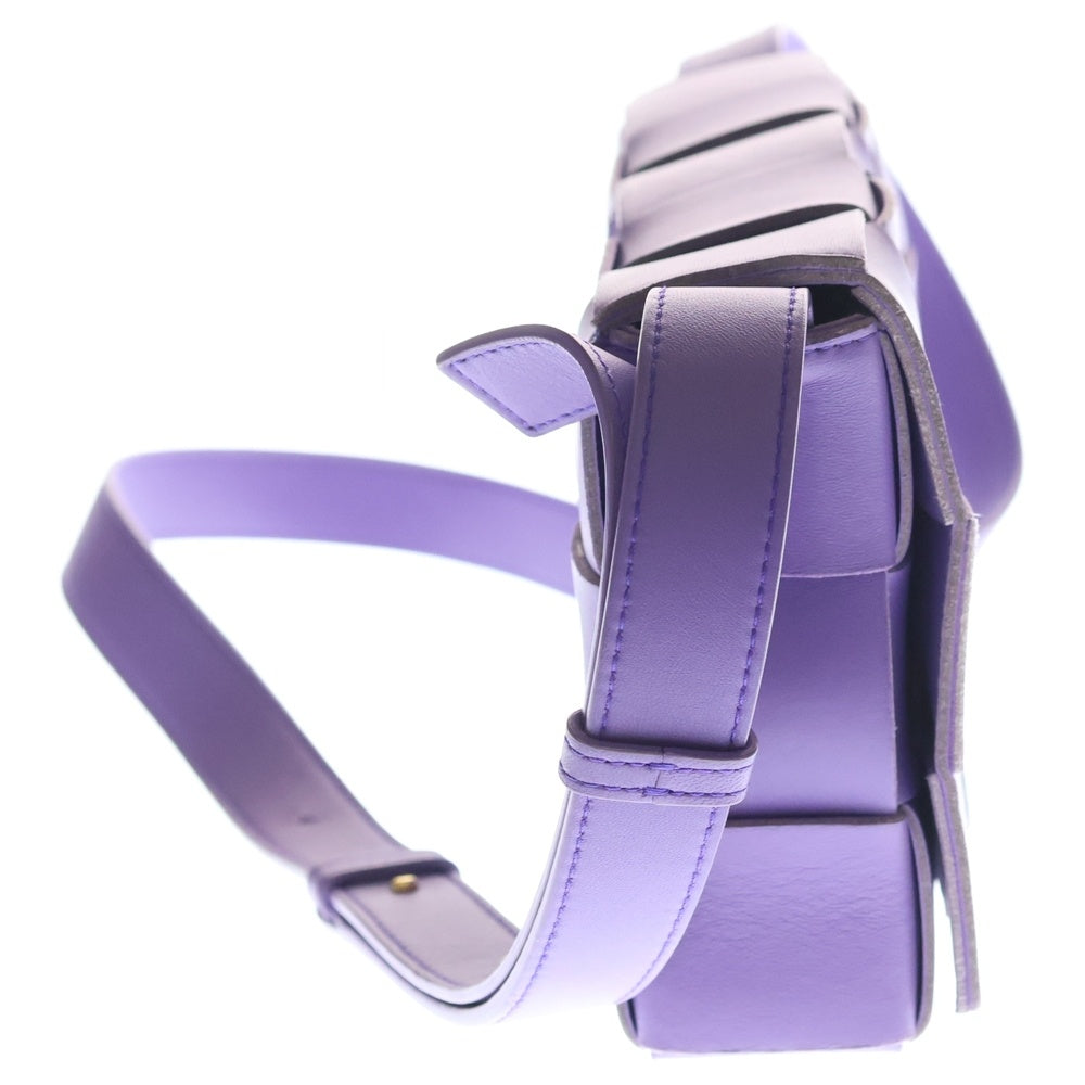 BOTTEGA VENETA(ボッテガヴェネタ) カセット レザーショルダーバッグ パープル レディース