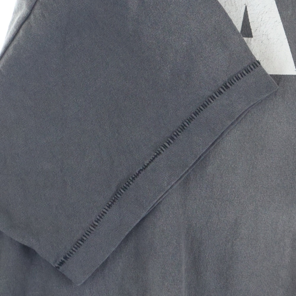 SAINT MICHAEL(セントマイケル) 23AW 1st drop Confidence S/S Tee フロントロゴプリント クルーネック 半袖Tシャツ チャコールグレー SM-A23-0000-003