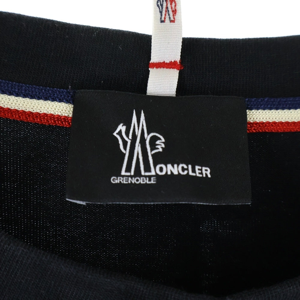 MONCLER GRENOBLE(モンクレールグルノーブル) リバースロゴ クルーネック Tシャツ ブラック E20978001950