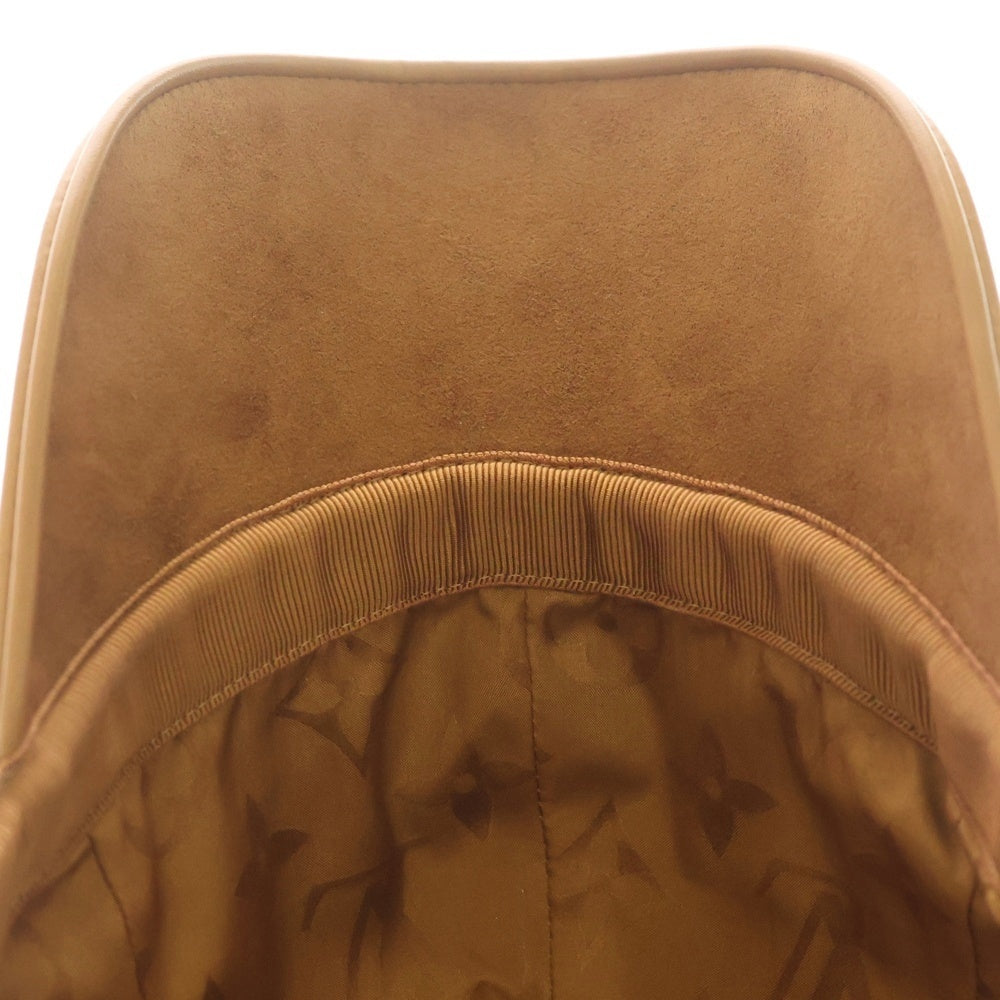 LOUIS VUITTON(ルイヴィトン) モノグラムメタルロゴ ラムレザー キャップ ベージュ M7005L