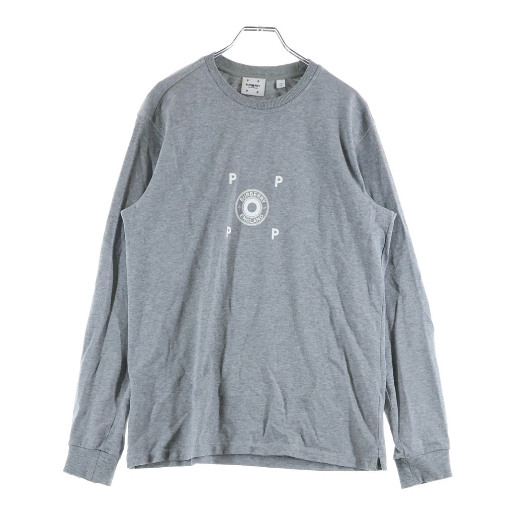 BURBERRY(バーバリー) 22SS × POP TRADING COMPANY ポップトレーニングカンパニー ロゴプリント 長袖クルーネックスウェットトレーナー グレー 8054856
