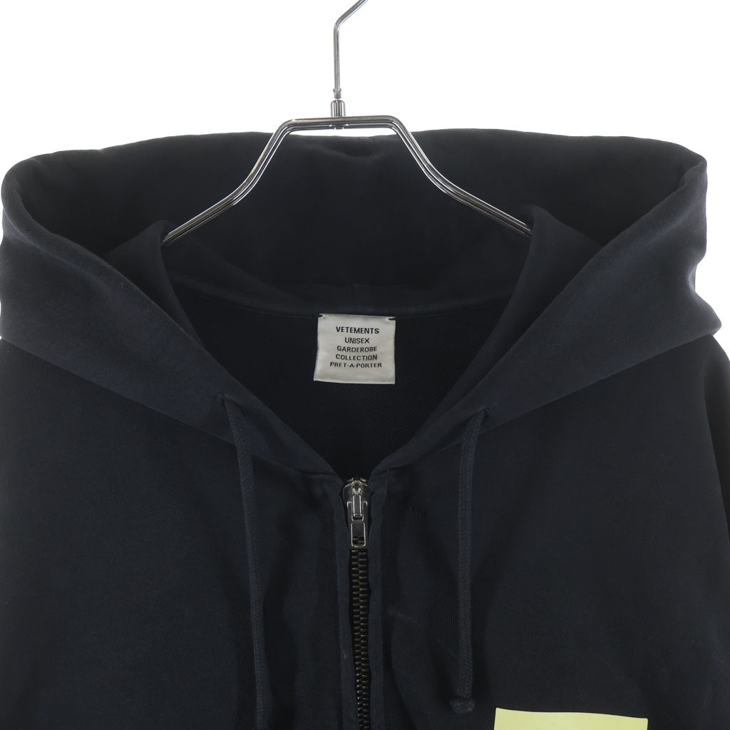 VETEMENTS(ヴェトモン) Sticker Zip-up Hoodie ステッカージップアップ