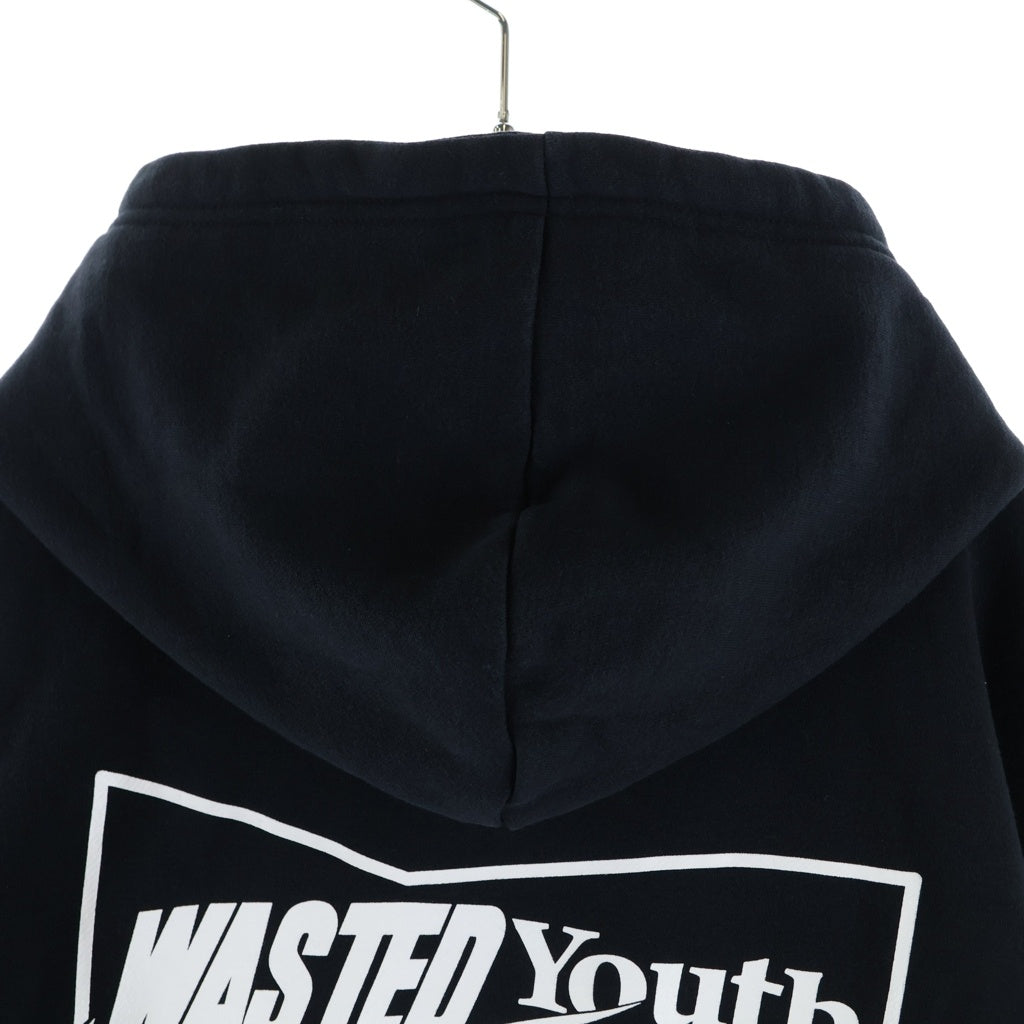 NIKE SB(ナイキエスビー) ×Wasted Youth ウェイステッドユース フロントロゴプリント プルオーバーパーカー フーディー ブラック CW5615-010