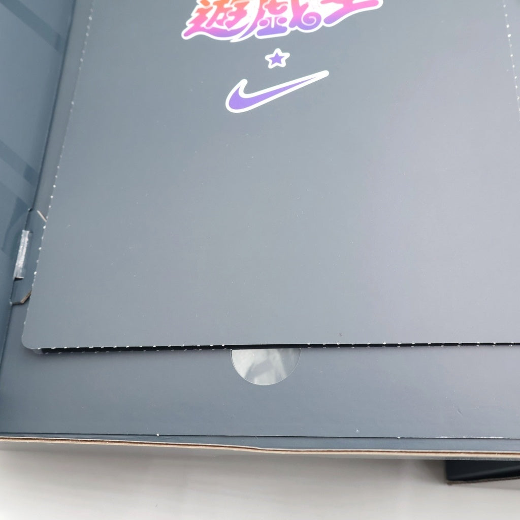 NIKE(ナイキ) ×Yu-Gi-Oh! AIR MAX 95 AIR MUSCLE/JONOUCJI 遊戯王 城之内 エアマックス95 エアマッスル ローカットスニーカー ホワイト/ブラック US9/27cm II7404-100