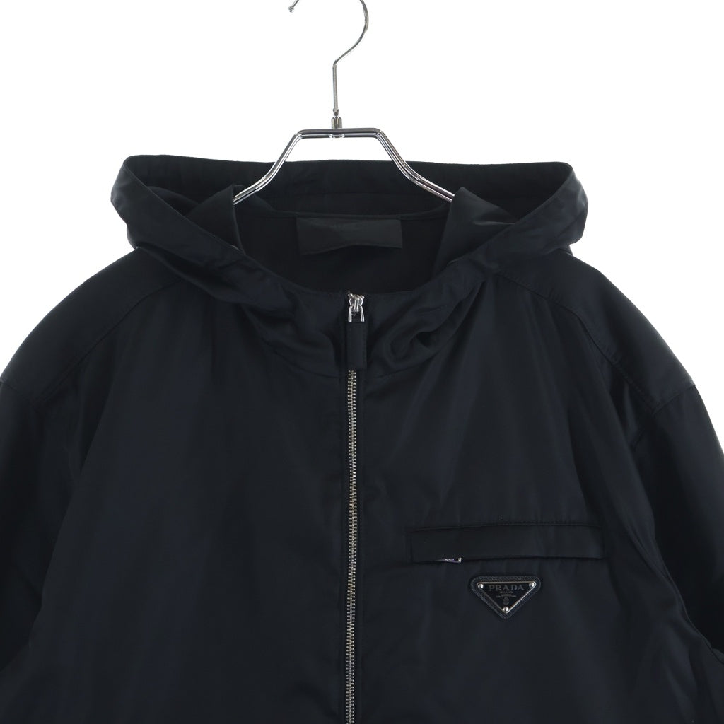 PRADA(プラダ) RE-NYLON リナイロン 三角ロゴプレート マウンテンパーカー ジップアップジャケット ブルゾン ブラック SGB685 S211 1WQ8