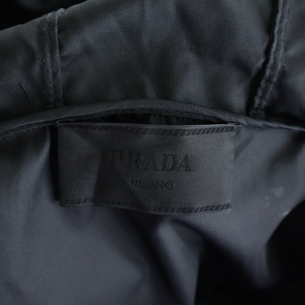 PRADA(プラダ) RE-NYLON リナイロン 三角ロゴプレート マウンテンパーカー ジップアップジャケット ブルゾン ブラック SGB685 S211 1WQ8