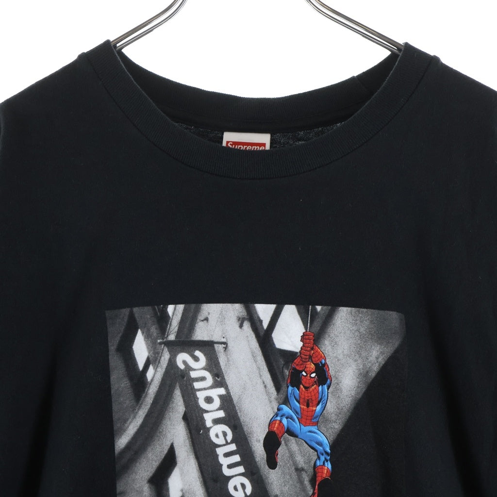 SUPREME(シュプリーム) 26SS Spider-Man Tee ロゴ スパイダーマン フロントプリント クルーネック 半袖Tシャツ ブラック