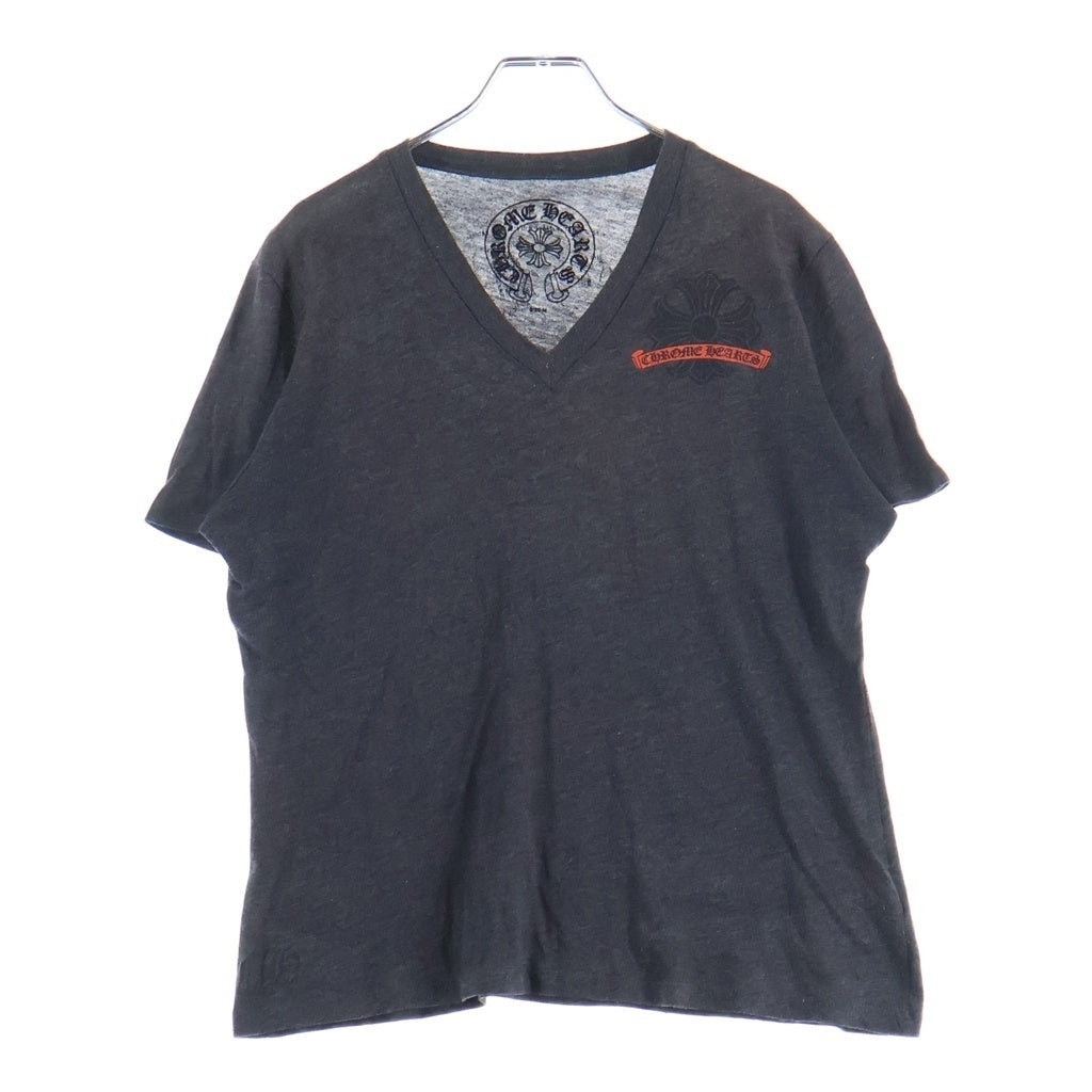 CHROME HEARTS(クロムハーツ) CHプラス バックホースシュープリント Vネック 半袖Tシャツ ショートスリーブカットソー グレー