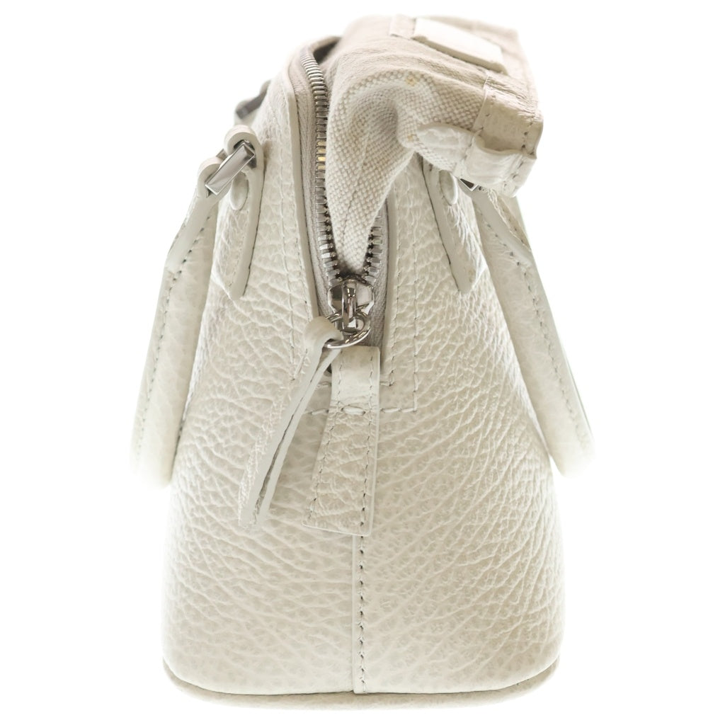 Maison Margiela(メゾンマルジェラ) 5AC カレンダータグ レザー チェーンショルダー付 マイクロバッグ ホワイト S56WG0081 レディース