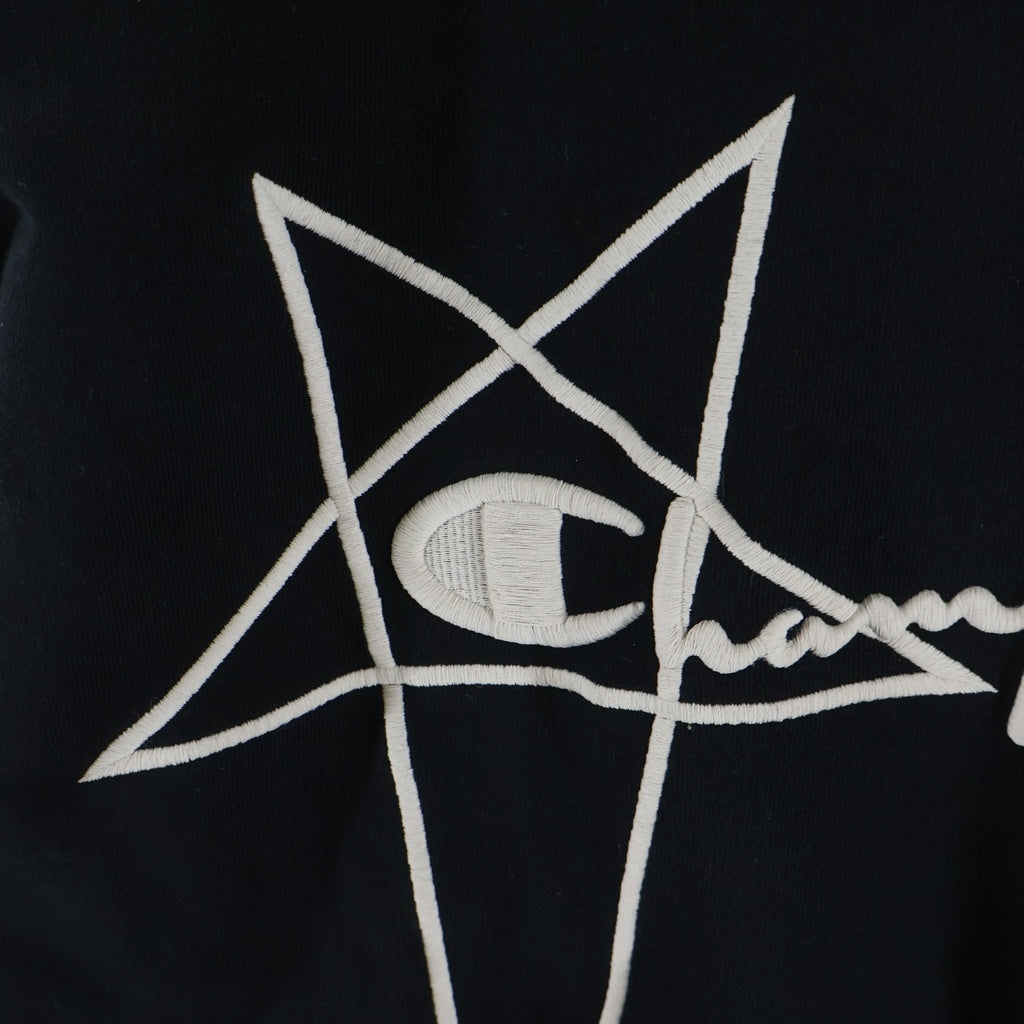 Rick Owens(リックオウエンス) ×champion 23AW 五芒星 ロゴ刺繍 スウェットトレーナー ブラック CM02C9225-CHFE