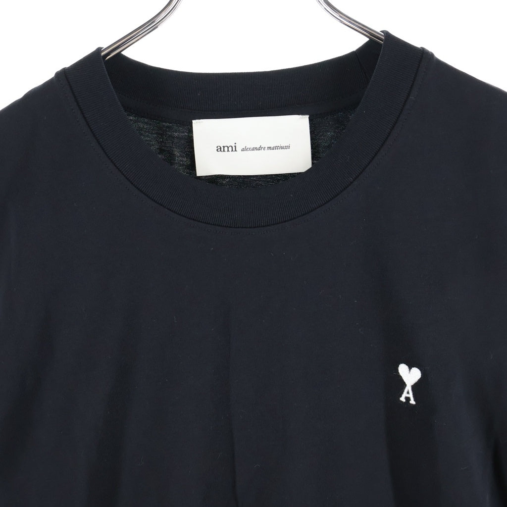 AMI Alexandre Mattiussi(アミアレクサンドルマテュッシ) T-Shirt ハートロゴ刺繍 クルーネックカットソー Tシャツ ブラック FTS347.724