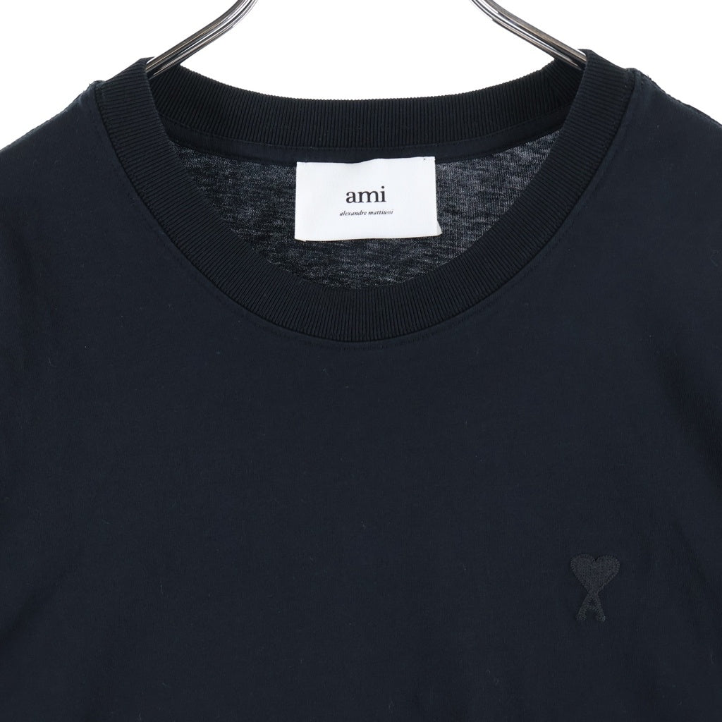AMI Alexandre Mattiussi(アミアレクサンドルマテュッシ) ハートロゴ 半袖 クルーネック Tシャツ ブラック