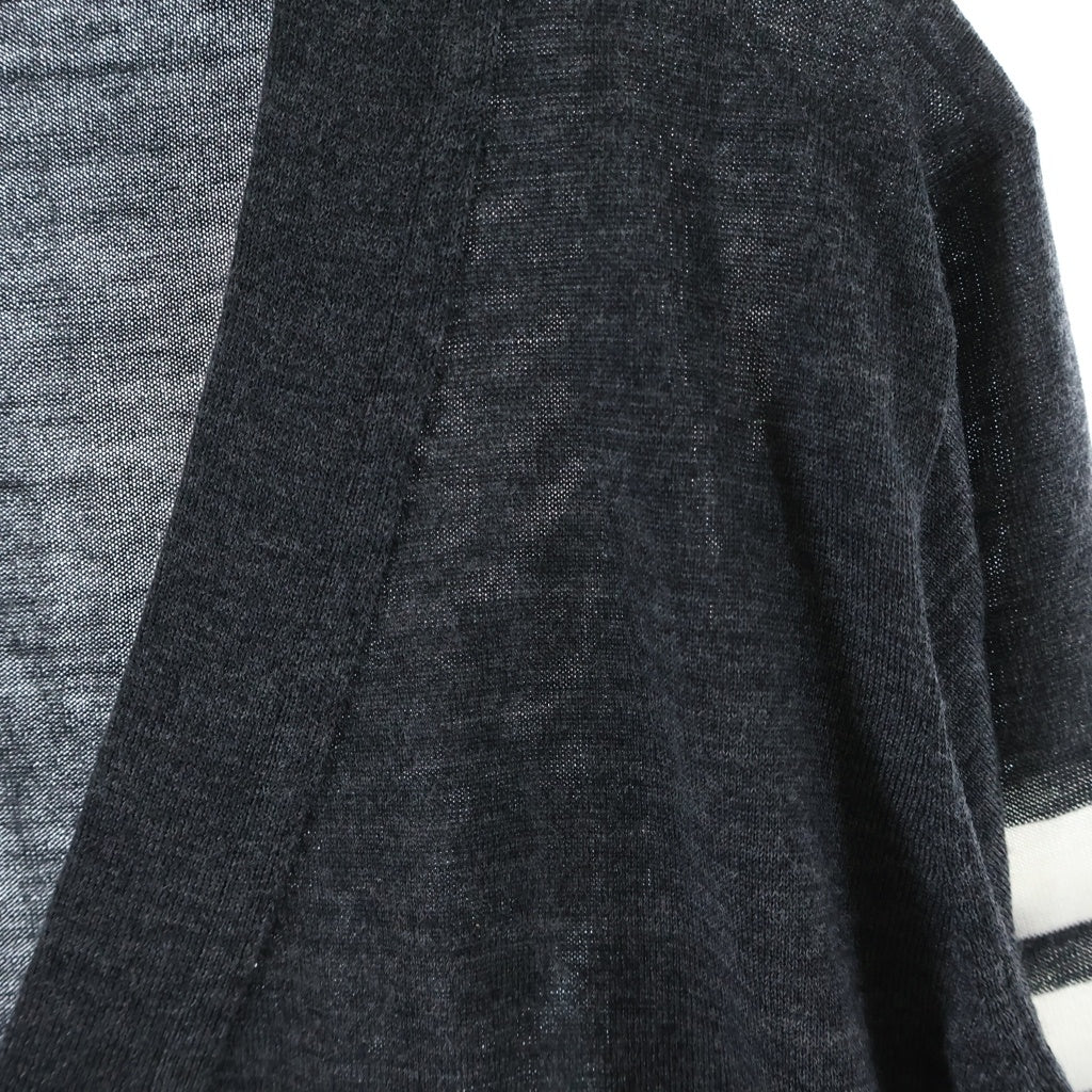 THOM BROWNE(トムブラウン) メリノウール 4-BAR クラシック Vネックニット カーディガン チャコールグレー MKC002A-Y1014022
