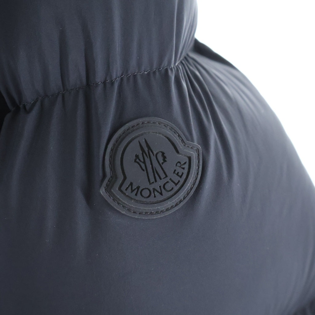 MONCLER(モンクレール) 22AW MADEIRA GIUBBOTTO マデイラ フロントロゴエンボスダウンジャケット ブラック H20911A00109