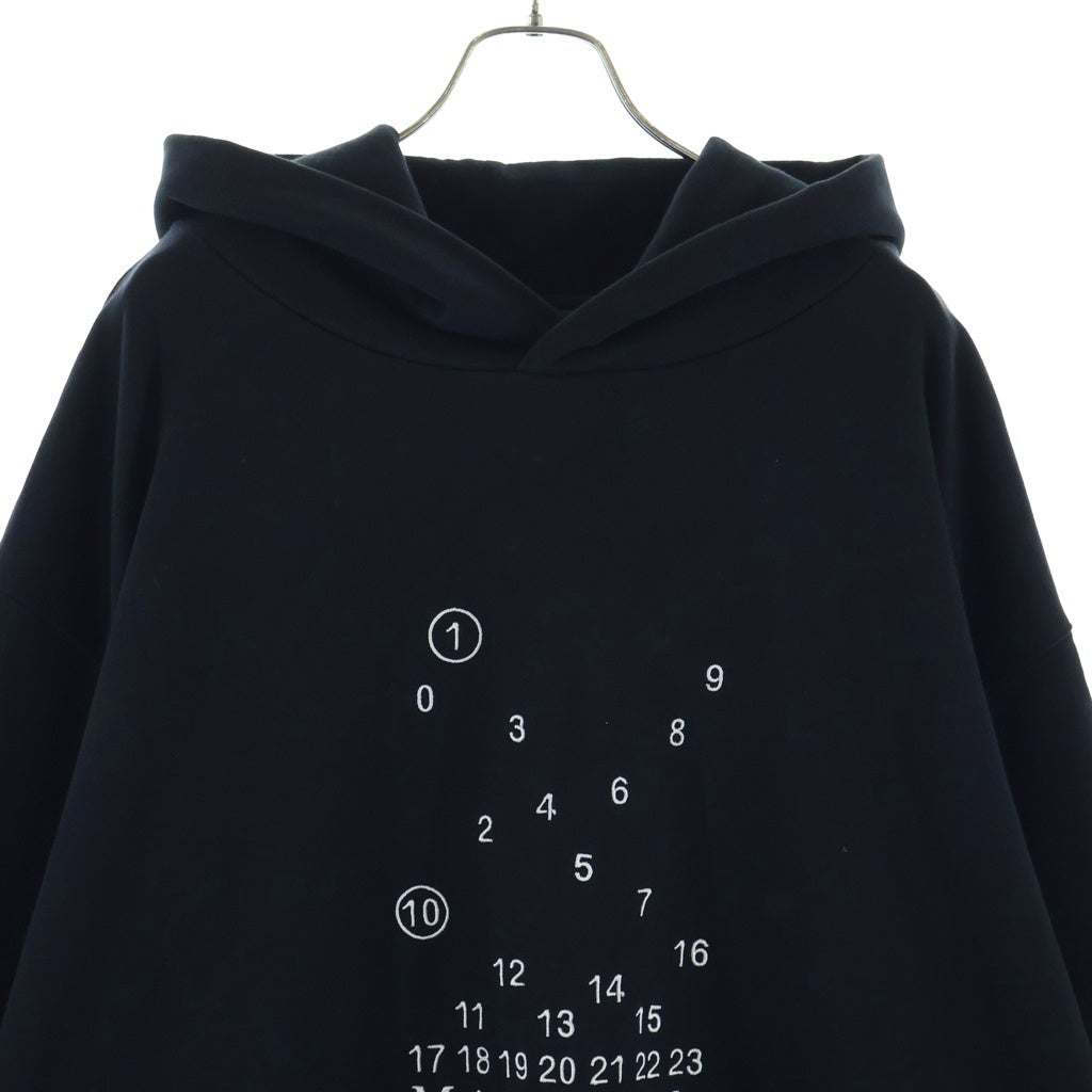 Maison Margiela(メゾンマルジェラ) 23SS カレンダー刺繍 コットン プルオーバーパーカー ブラック S50GU0202
