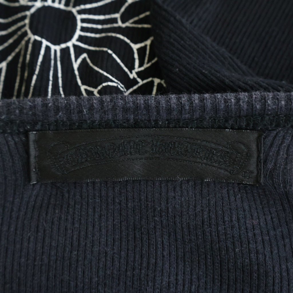 CHROME HEARTS(クロムハーツ) バックセメタリープリント クルーネック半袖リブTシャツ ブラック