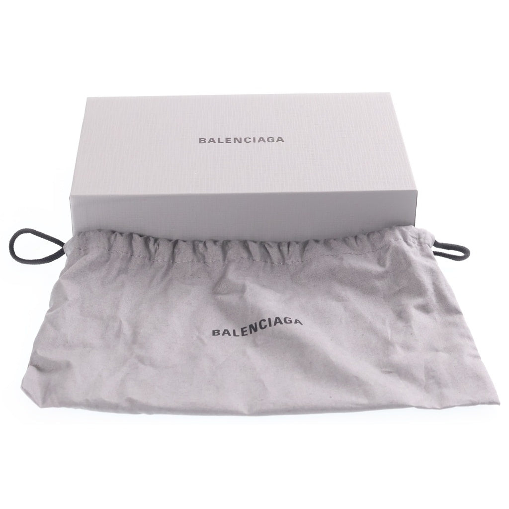 BALENCIAGA(バレンシアガ) Kit チャーム キーリング ロゴ刻印 ラバーストラップ シルバー/ホワイト 793442