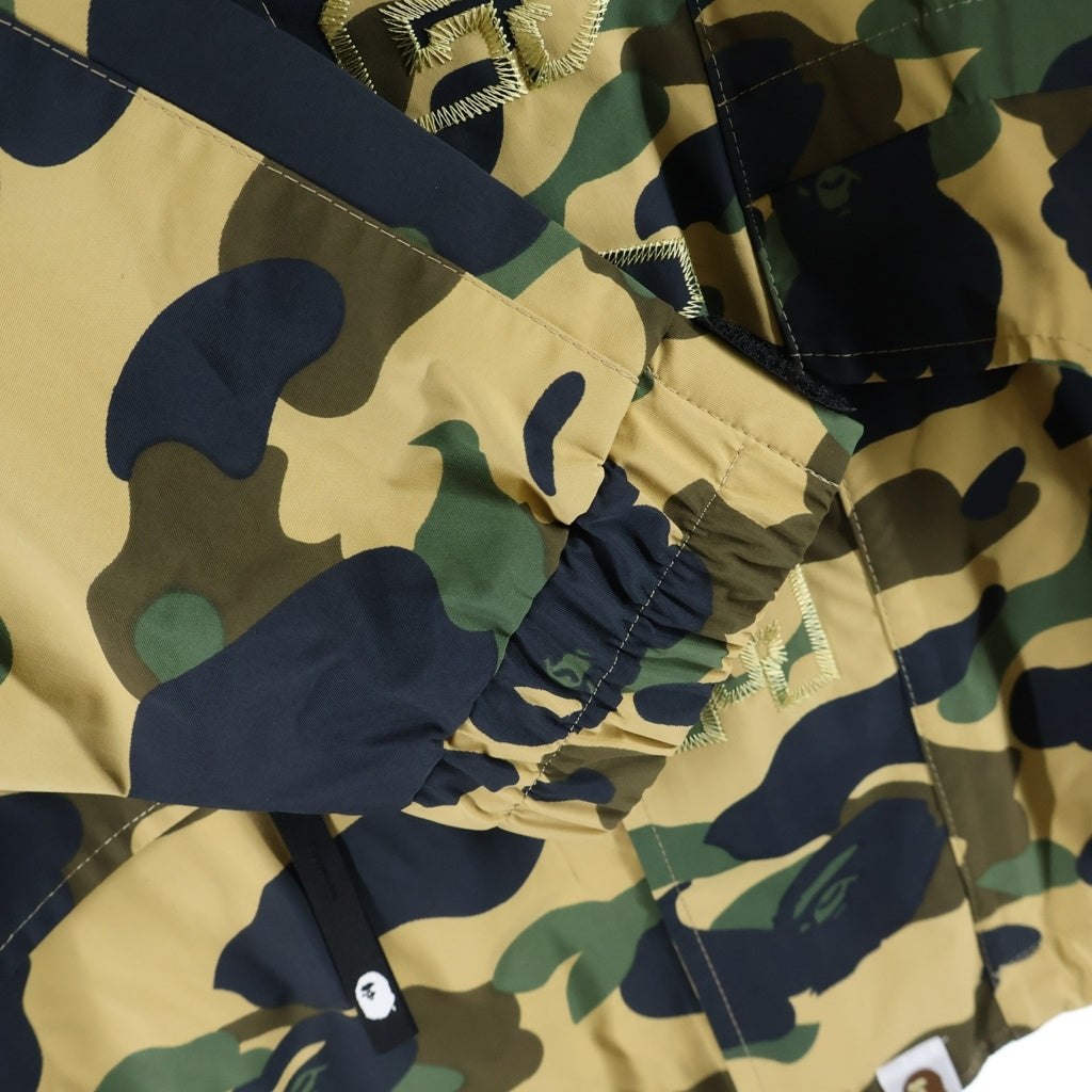 A BATHING APE(アベイシングエイプ) 1st camo GORE-TEX スノーボードジャケット マウンテンパーカー ゴアテックス マルチカラー