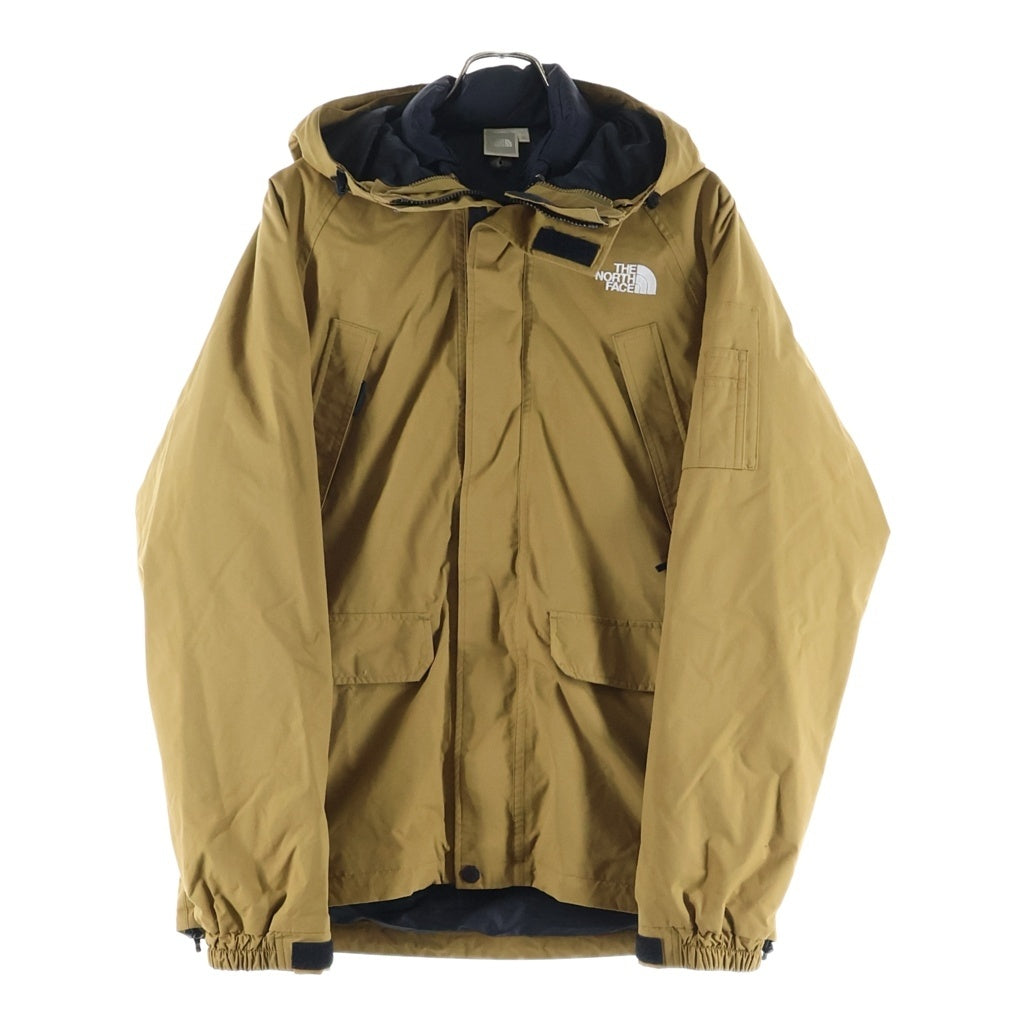 THE NORTH FACE(ザノースフェイス) GRACE TRICLIMATE PARKA グレイス トリクライメイト パーカ ロゴ刺繍 ナイロン インナーダウン ジップアップ フーデッド ジャケット ベージュ NPW61935