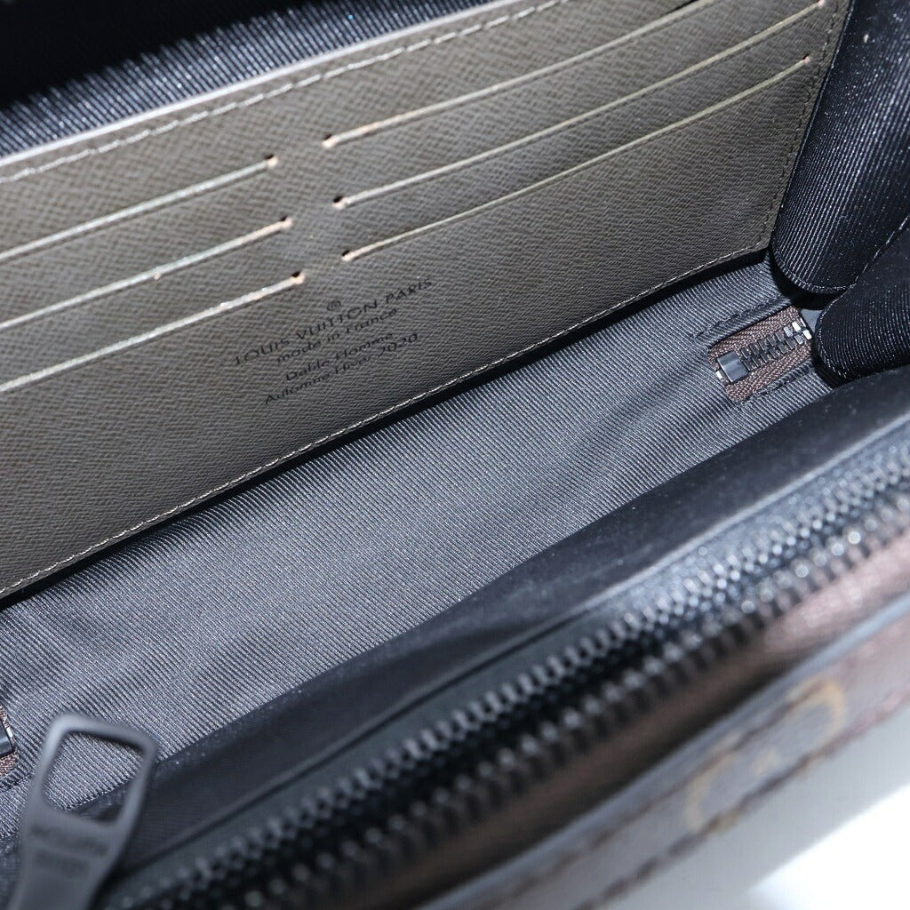 LOUIS VUITTON(ルイヴィトン) タイガ モノグラム ソフトトランク ウォレット ショルダーバッグ ブラウン M30697
