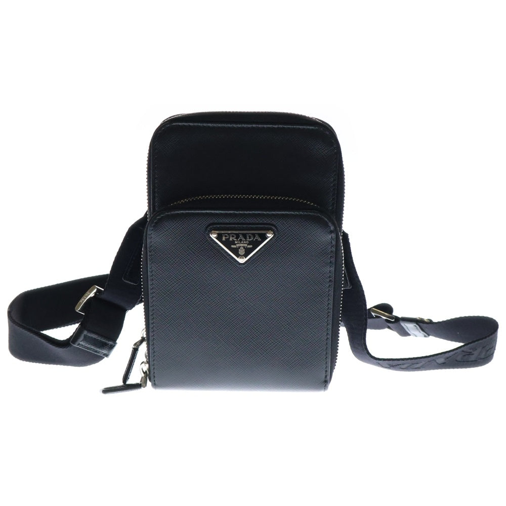 PRADA(プラダ) サフィアーノ トライアングルロゴプレート レザーショルダーバッグ スマートフォンケース ブラック 2ZH126 三角ロゴ