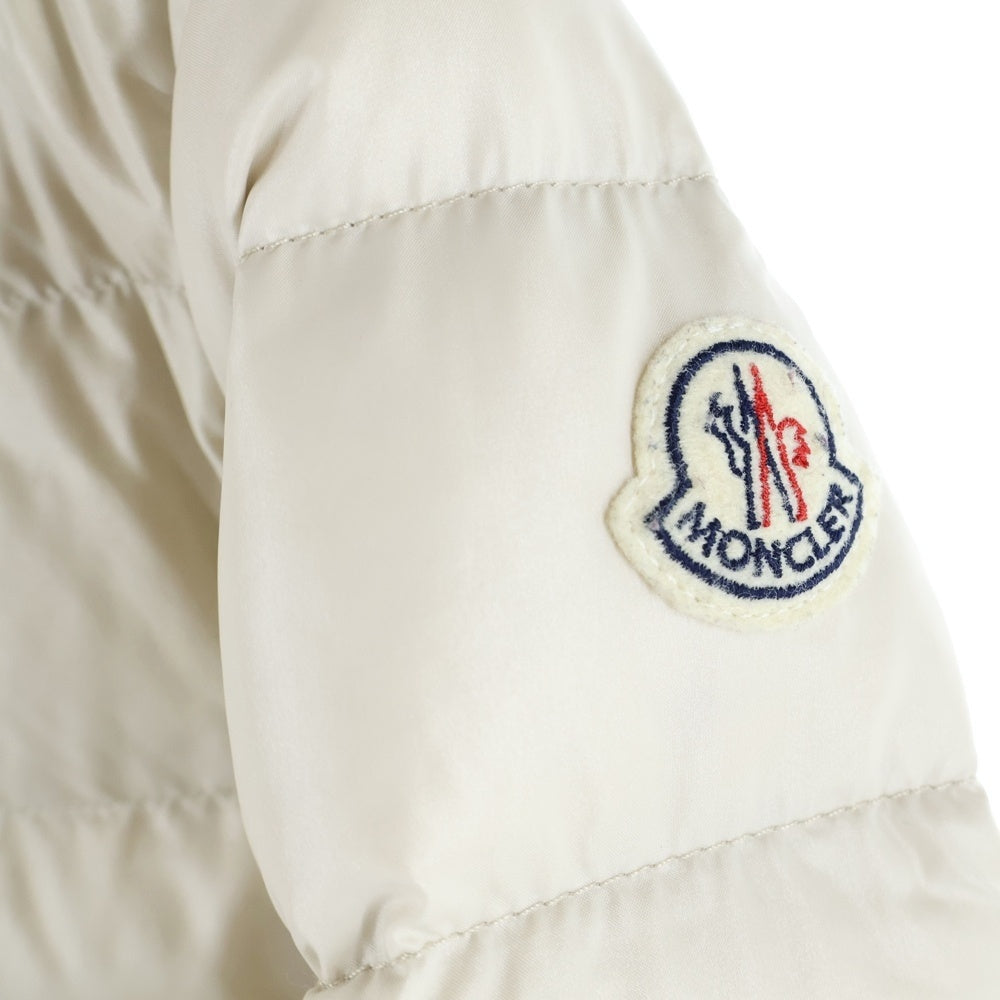 MONCLER(モンクレール) ARMOISE ファー フーデッド ジップアップ ワッペンロゴ ダウンジャケット アイボリー レディース 420934593715 68950