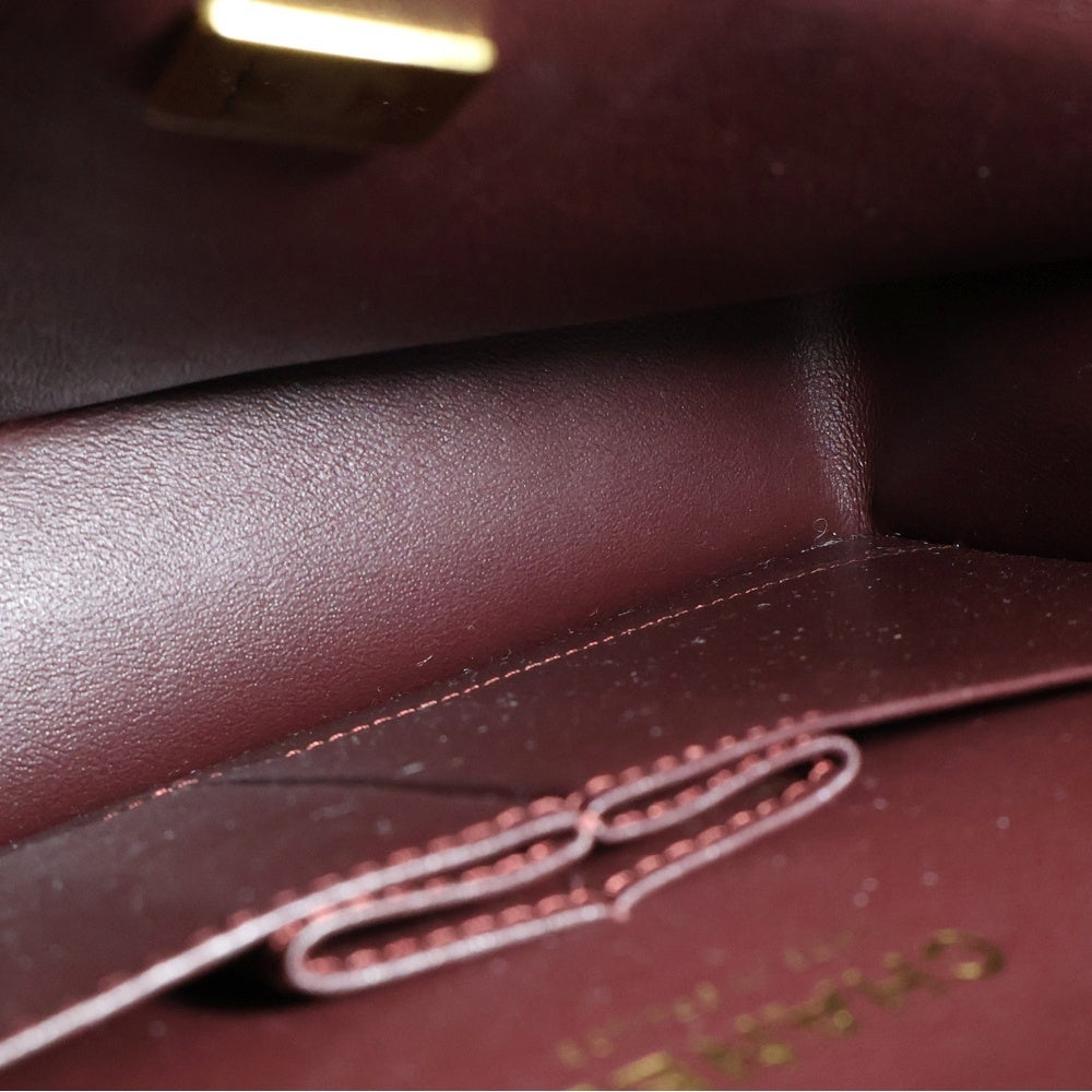 CHANEL(シャネル) マトラッセ25 ダブルフラップ ダブルチェーン ショルダーバッグ ブラック キャビアスキン ゴールド金具 ランダムプレート