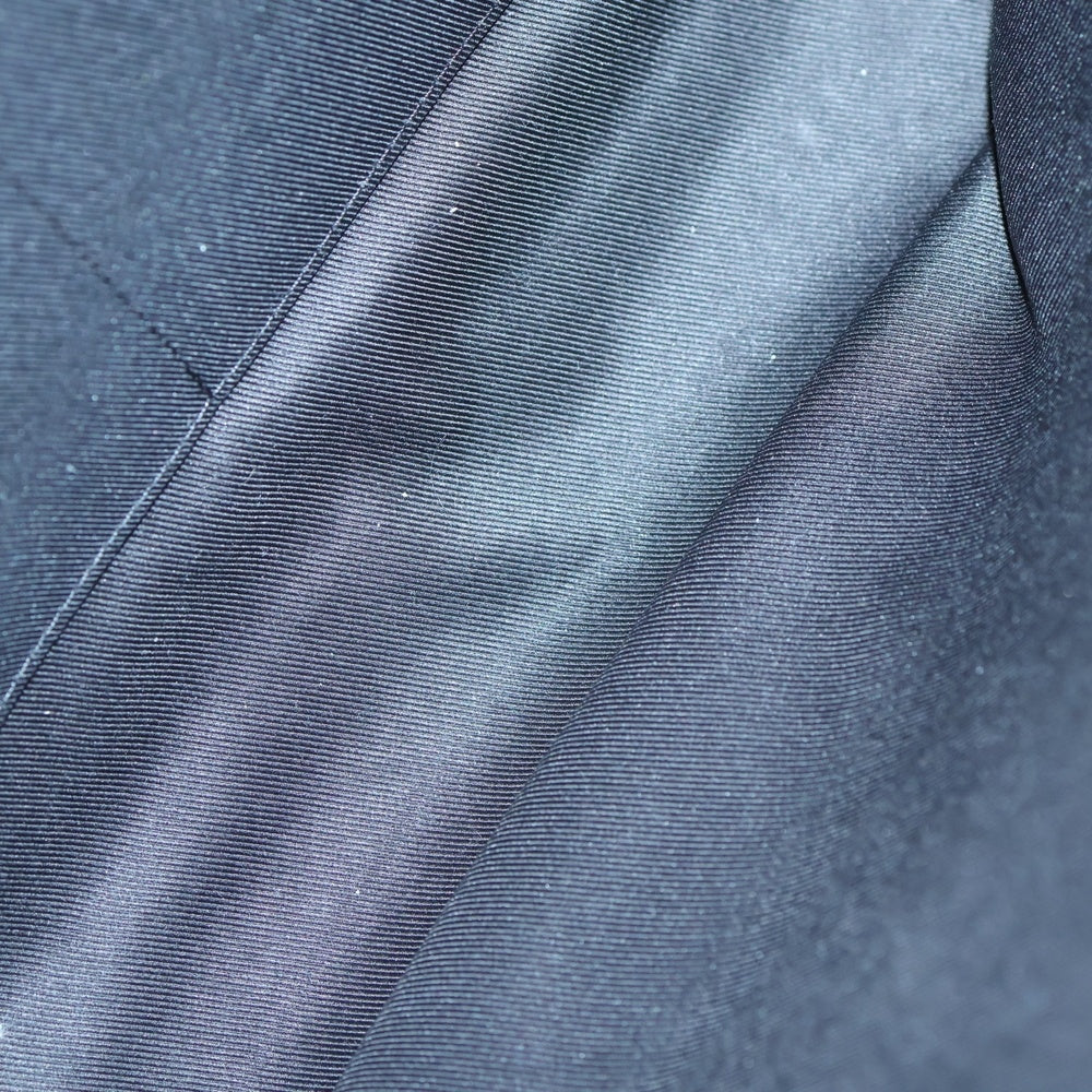 LOUIS VUITTON(ルイヴィトン) アレックス メッセンジャー タイガ レザー ショルダーバッグ シルバー金具 ブラック M30260