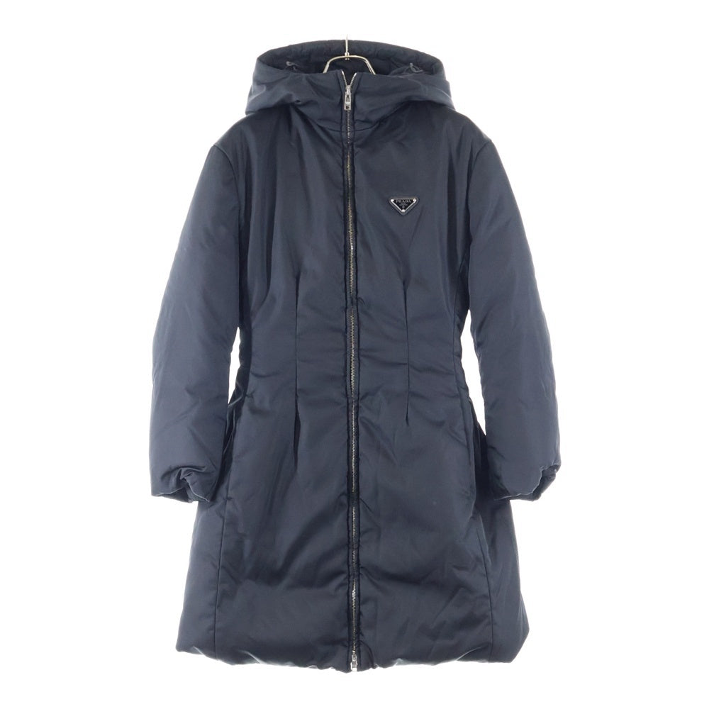 PRADA(プラダ) 22AW RE-NYLON トライアングルロゴプレート フーデッド ジップアップ ダウン ロング ジャケット コート ブラック 292077