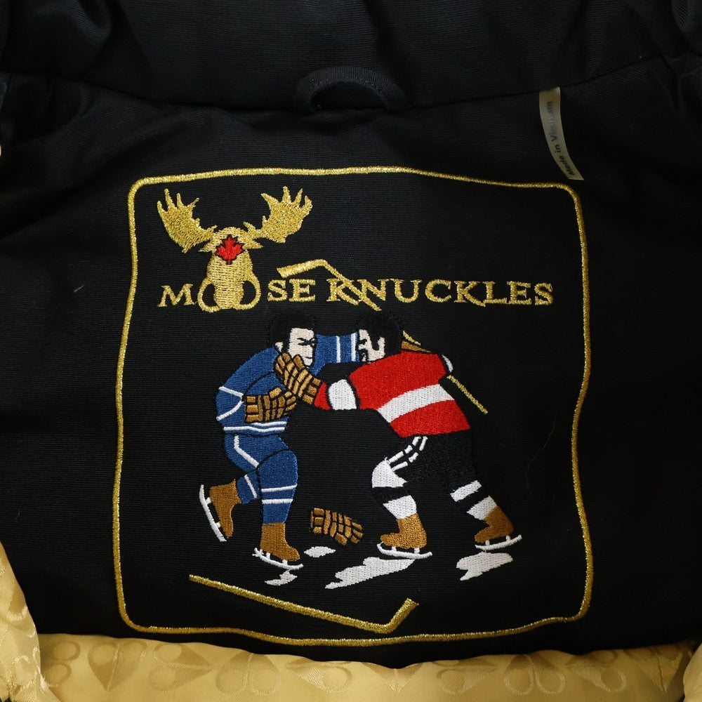 MOOSE KNUCKLES(ムースナックルズ) ロゴプレート ファー フーデッド ジップアップ ダウン ロング ジャケット コート ブラック/ゴールド 21I-M39LP203GH