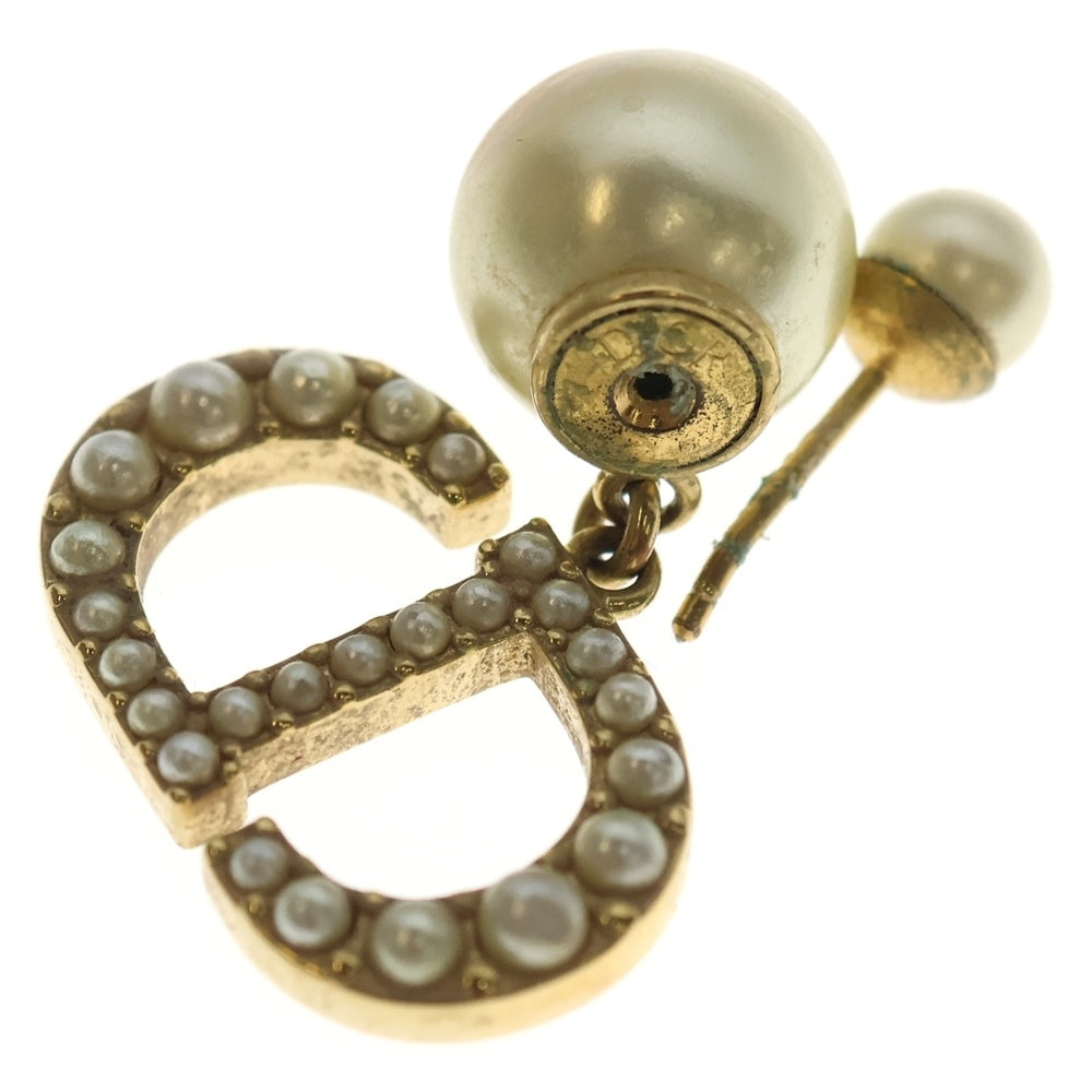 DIOR(ディオール) CDロゴ パールピアス ゴールド×ホワイト GP レディース