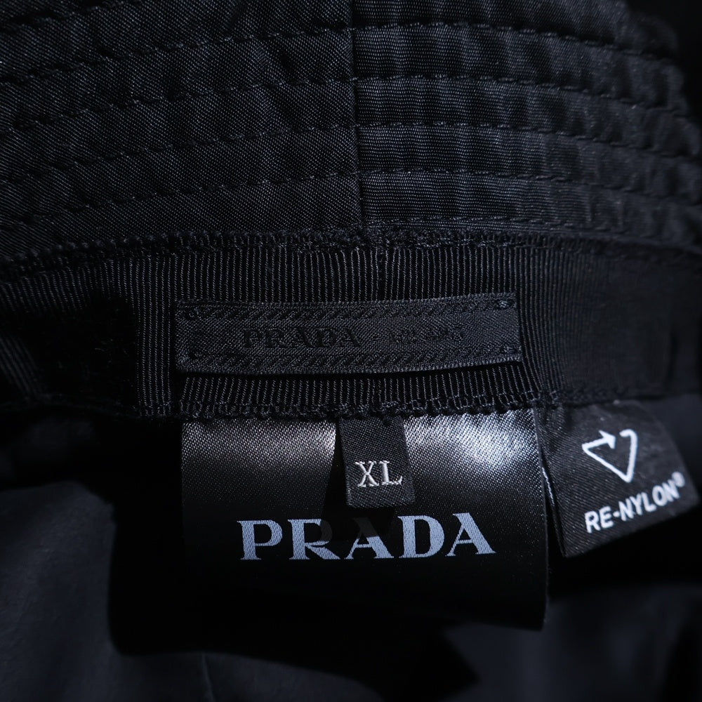 PRADA(プラダ) リナイロン 三角ロゴプレート バケットハット 帽子 ブラック