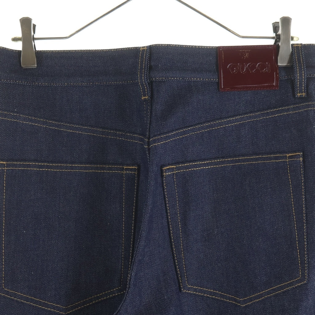 GUCCI(グッチ) パテントレザーパッチ ストレートデニムパンツ ジーンズ インディゴ 812712