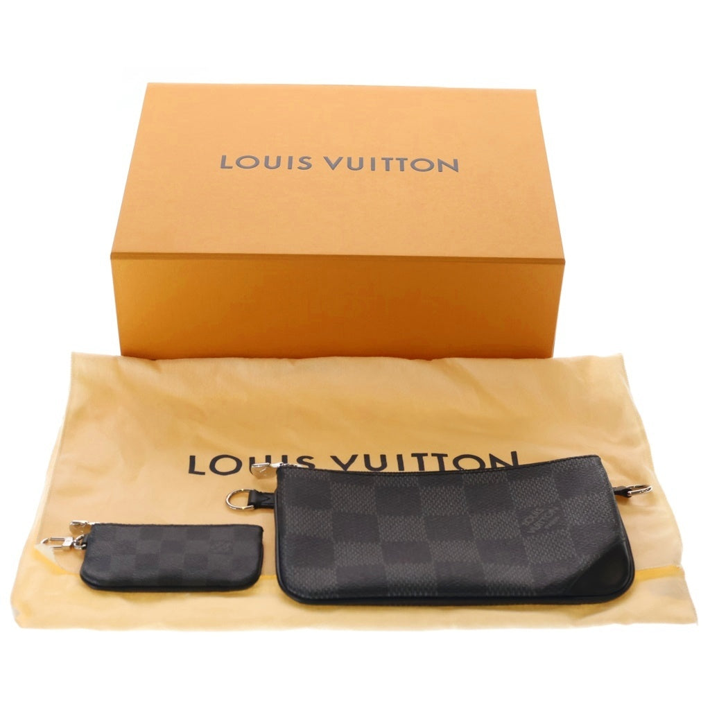 LOUIS VUITTON(ルイヴィトン) ダミエグラフィット 3D トリオメッセンジャーバッグ ショルダーバッグ ブラック レザー×PVC N50017 シルバー金具 レディース