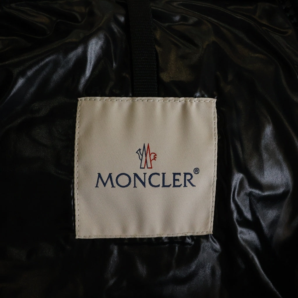 MONCLER(モンクレール) MONTCLA JACKET モンクラ ロゴ刺繍 ダウンジャケット フード付き ナイロン ブラック F20911B56900