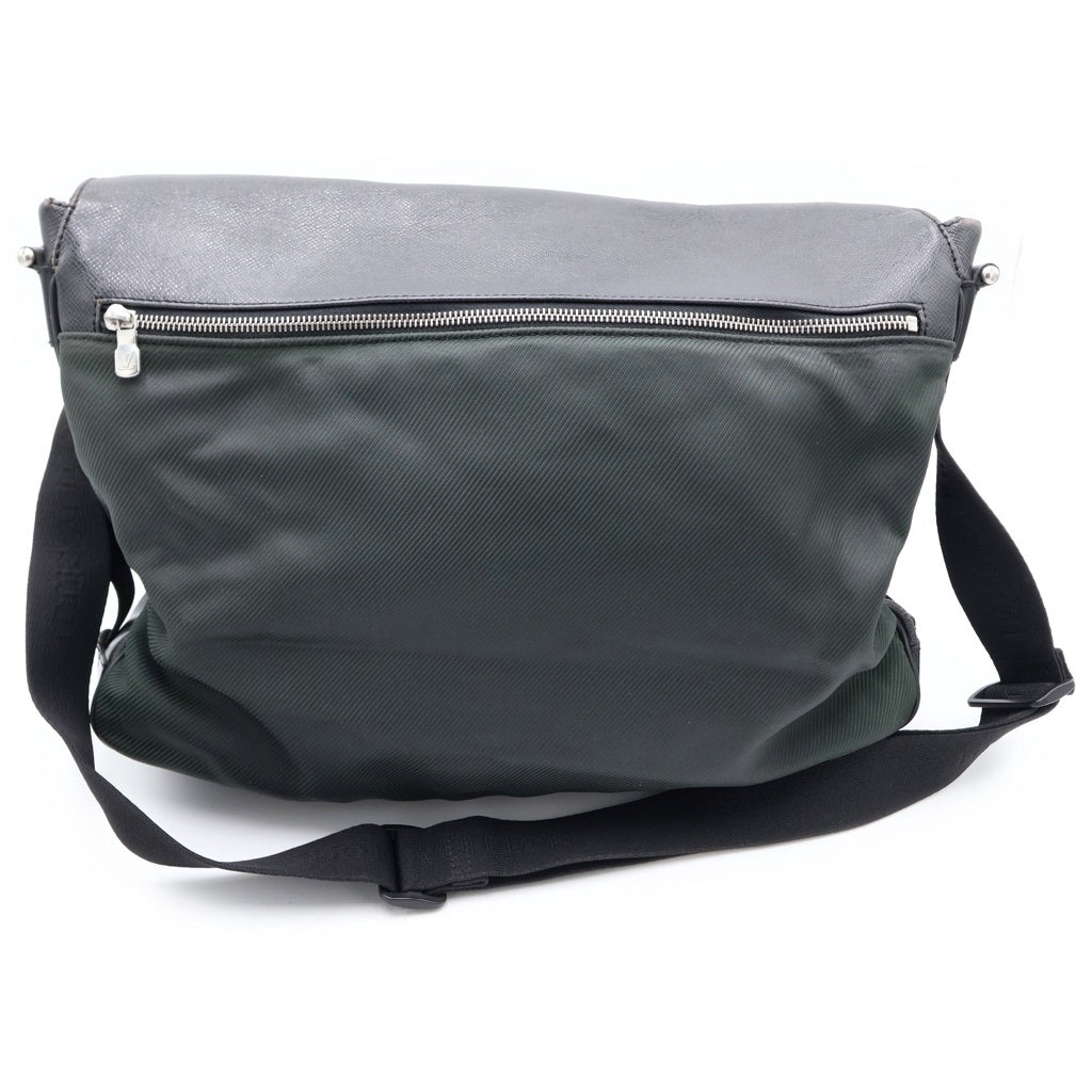 LOUIS VUITTON(ルイヴィトン) タイガ デルスー キャンバス レザー メッセンジャーバッグ ショルダーバッグ エピセア グリーン M30164 レディース