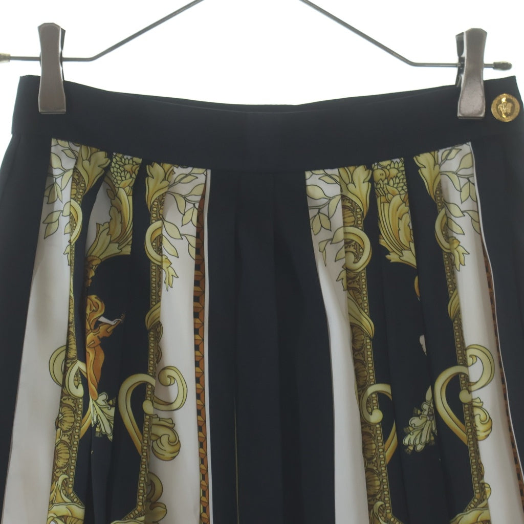 VERSACE(ヴェルサーチ) セットアップ スカート ブラック×イエロー×ホワイト 1008399-1A09103 レディース