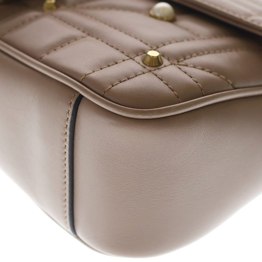 GUCCI(グッチ) GGマーモント スモール チェーンショルダーバッグ パール スタッズ カーフスキン レザー ベージュ 443497 レディース