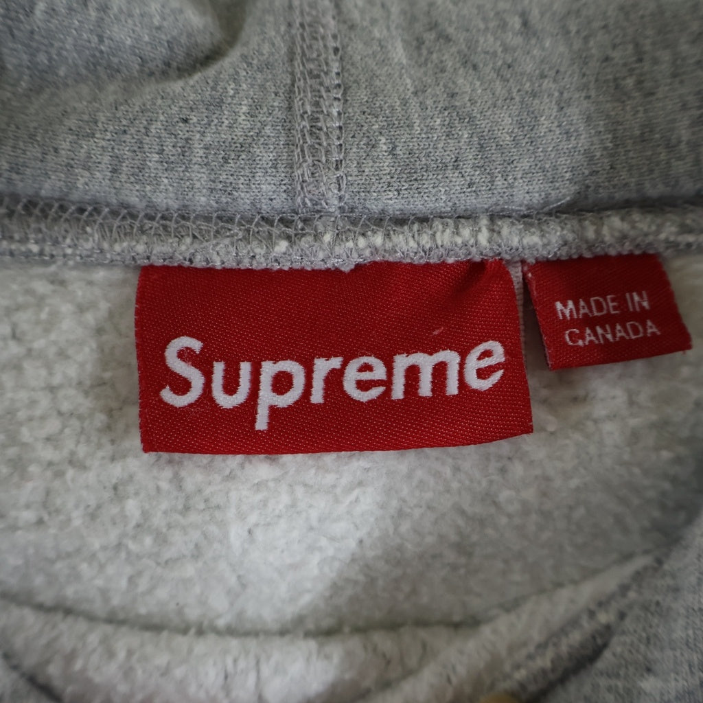 SUPREME(シュプリーム) Small Box Logo Hooded Sweatshirt スモールボックスロゴ刺繍 プルオーバー スウェットパーカー フーディー グレー